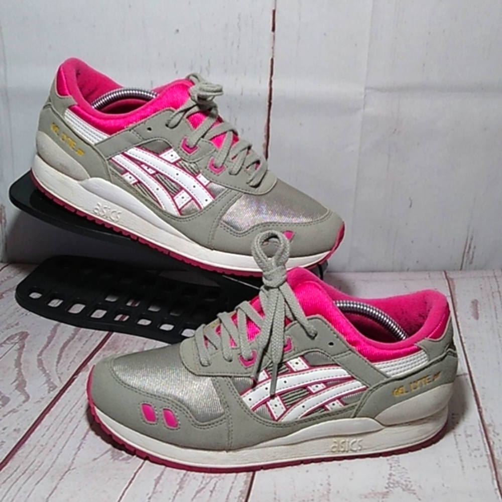 Asics Gel-Lyte Kids Size 5 or Women's Size 6.5